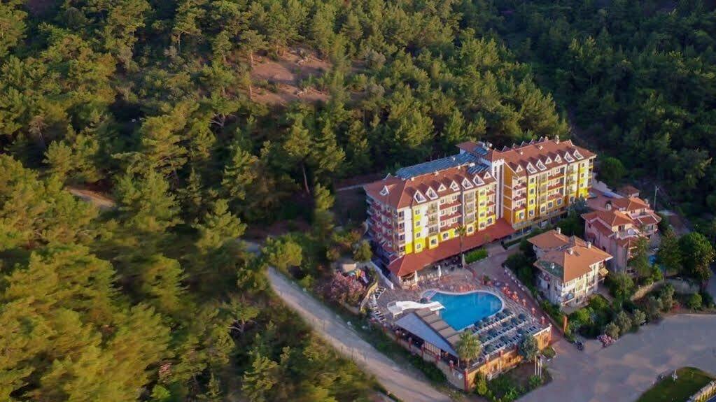 Club Seray Forest マルマリス エクステリア 写真