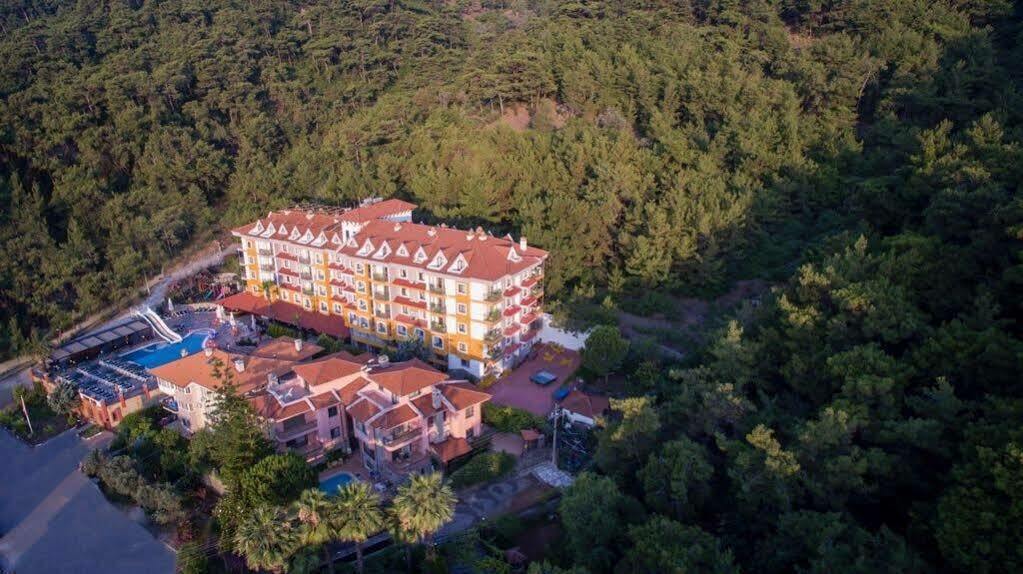 Club Seray Forest マルマリス エクステリア 写真